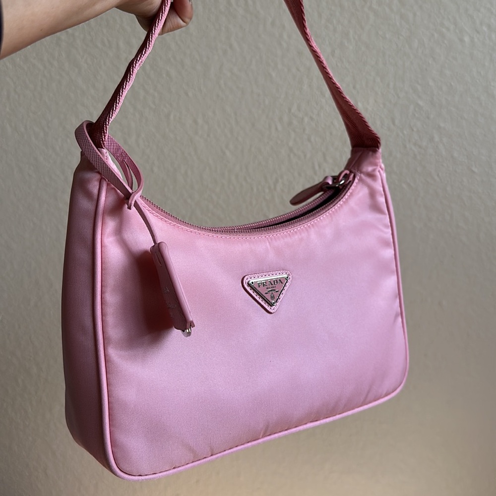 Re Nylon Prada Re- Edition 2000 View 4